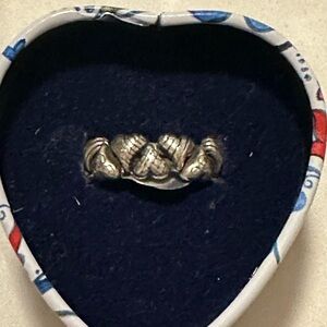 Brighton Heart Ring with tag and tin